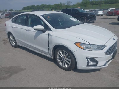 FORD FUSION 2019