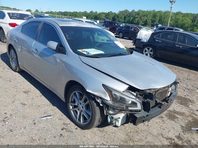 NISSAN MAXIMA 2009