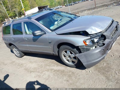 VOLVO XC70 2004