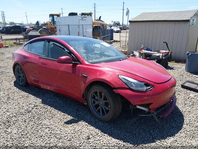 TESLA MODEL 3 2021