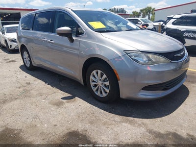 CHRYSLER PACIFICA 2017
