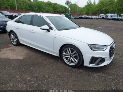 AUDI A4 2022