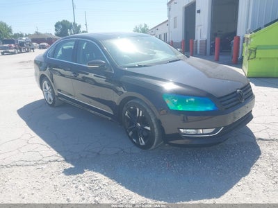 VOLKSWAGEN PASSAT 2014