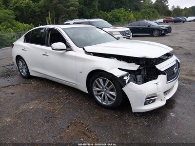 INFINITI Q50 2015