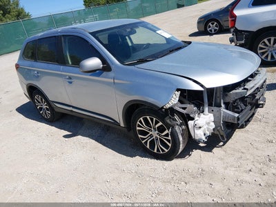 MITSUBISHI OUTLANDER 2017