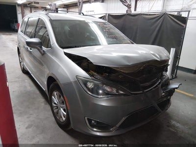 CHRYSLER PACIFICA 2018
