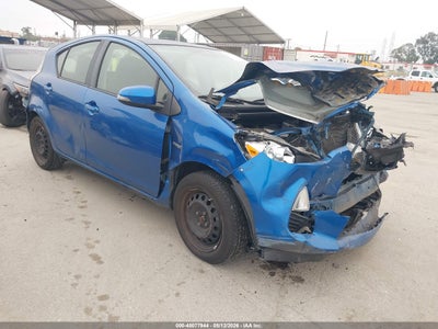 TOYOTA PRIUS C 2014