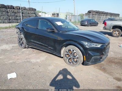 FORD MUSTANG MACH-E 2021