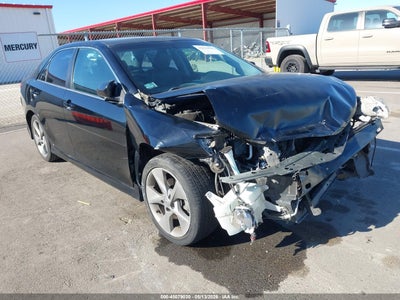 TOYOTA CAMRY 2012