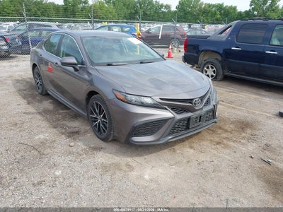 TOYOTA CAMRY 2021