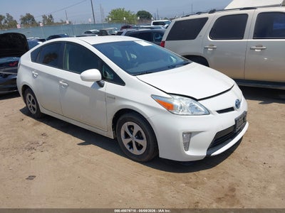 TOYOTA PRIUS 2015