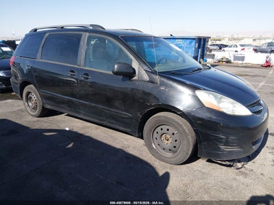 TOYOTA SIENNA 2010