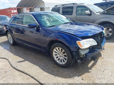 CHRYSLER 300 2013