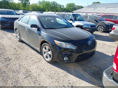TOYOTA CAMRY 2010
