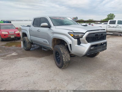 TOYOTA TACOMA 2024