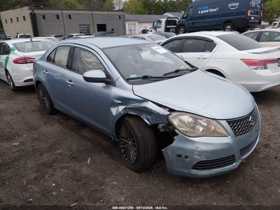 SUZUKI KIZASHI 2011