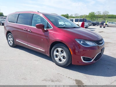 CHRYSLER PACIFICA 2017