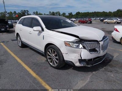 LINCOLN MKT 2010