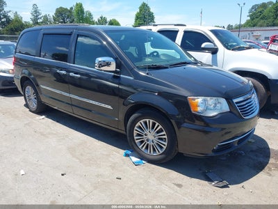 CHRYSLER TOWN & COUNTRY 2015