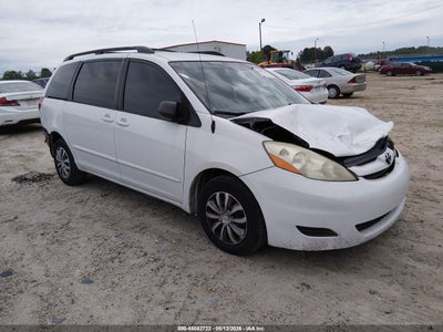 TOYOTA SIENNA 2010