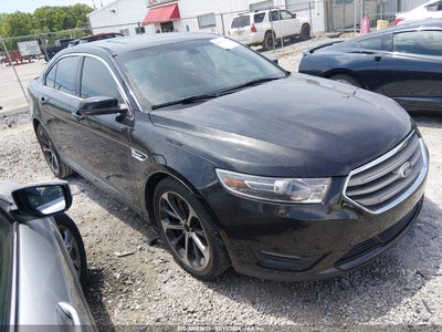 FORD TAURUS 2015