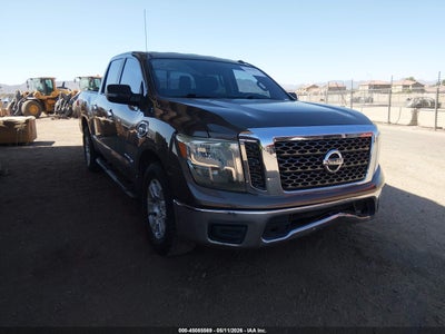 NISSAN TITAN 2017