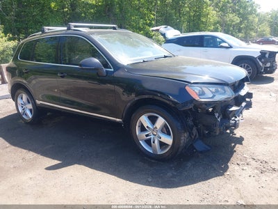 VOLKSWAGEN TOUAREG 2014