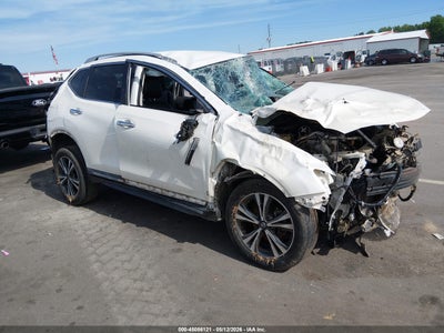 NISSAN ROGUE 2018