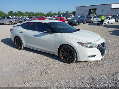 NISSAN MAXIMA 2017