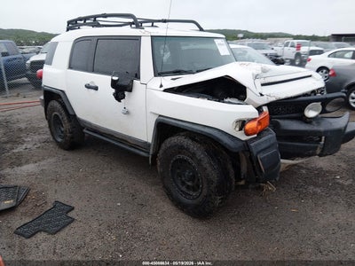 TOYOTA FJ CRUISER 2008