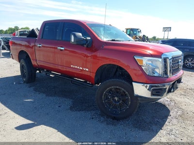 NISSAN TITAN 2018