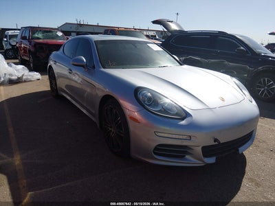 PORSCHE PANAMERA 2015