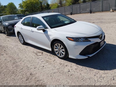 TOYOTA CAMRY 2018