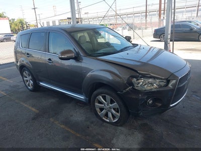 MITSUBISHI OUTLANDER 2011