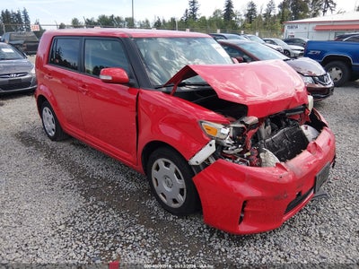 SCION XB 2013