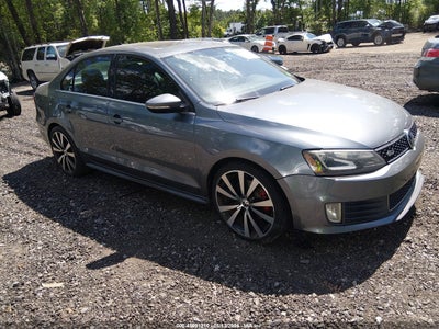 VOLKSWAGEN JETTA 2013