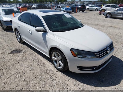 VOLKSWAGEN PASSAT 2013