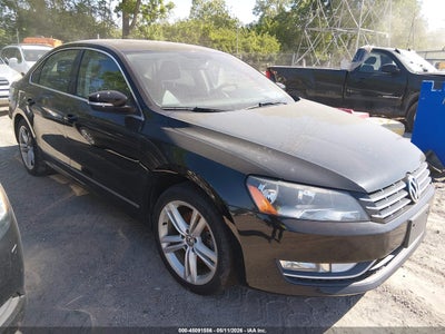 VOLKSWAGEN PASSAT 2012
