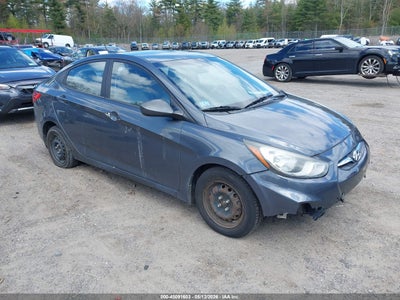 HYUNDAI ACCENT 2013