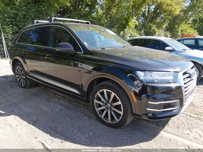 AUDI Q7 2017