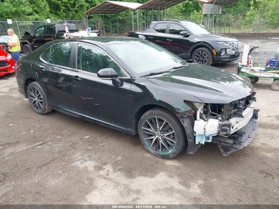 TOYOTA CAMRY 2021