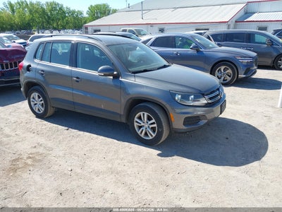 VOLKSWAGEN TIGUAN 2016