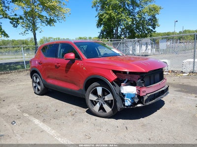 VOLVO XC40 2019