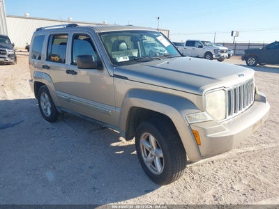 JEEP LIBERTY 2011