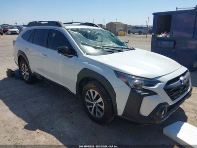 SUBARU OUTBACK 2025