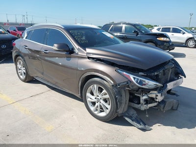 INFINITI QX30 2018