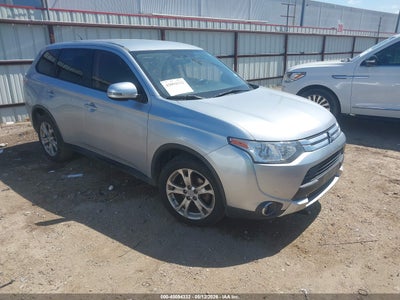 MITSUBISHI OUTLANDER 2015
