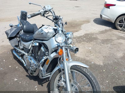 SUZUKI VS800 2003