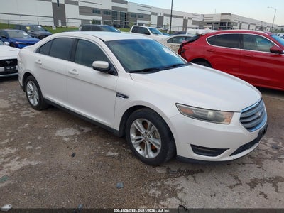 FORD TAURUS 2015