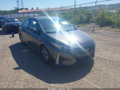 TOYOTA PRIUS PRIME 2018